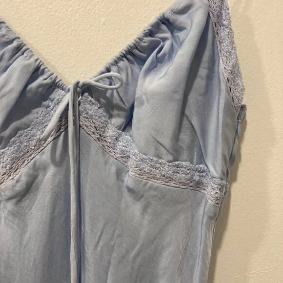 Princess Polly Emily Blue Maxi Dress with Tie Fastening at Bust & Lace Details - Picture 5 of 7